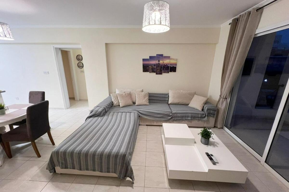 113 Apartment, A 2-bedroom Escape Apartment *